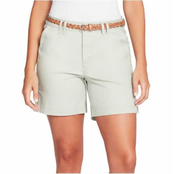 NWT Gloria Vanderbilt Violet Shorts Desert Sage Size 12 - Picture 1 of 4
